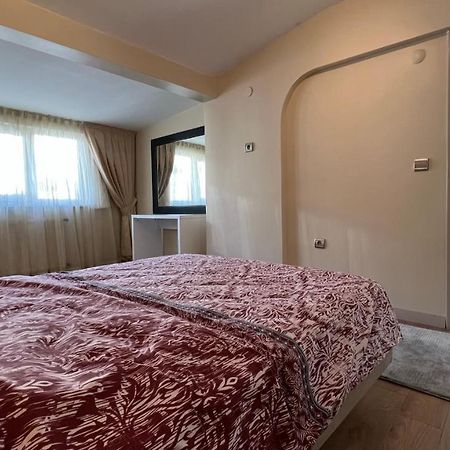 200 M2 Muhtesem Cati Kati, Roof Apartment Istanbul Exterior photo