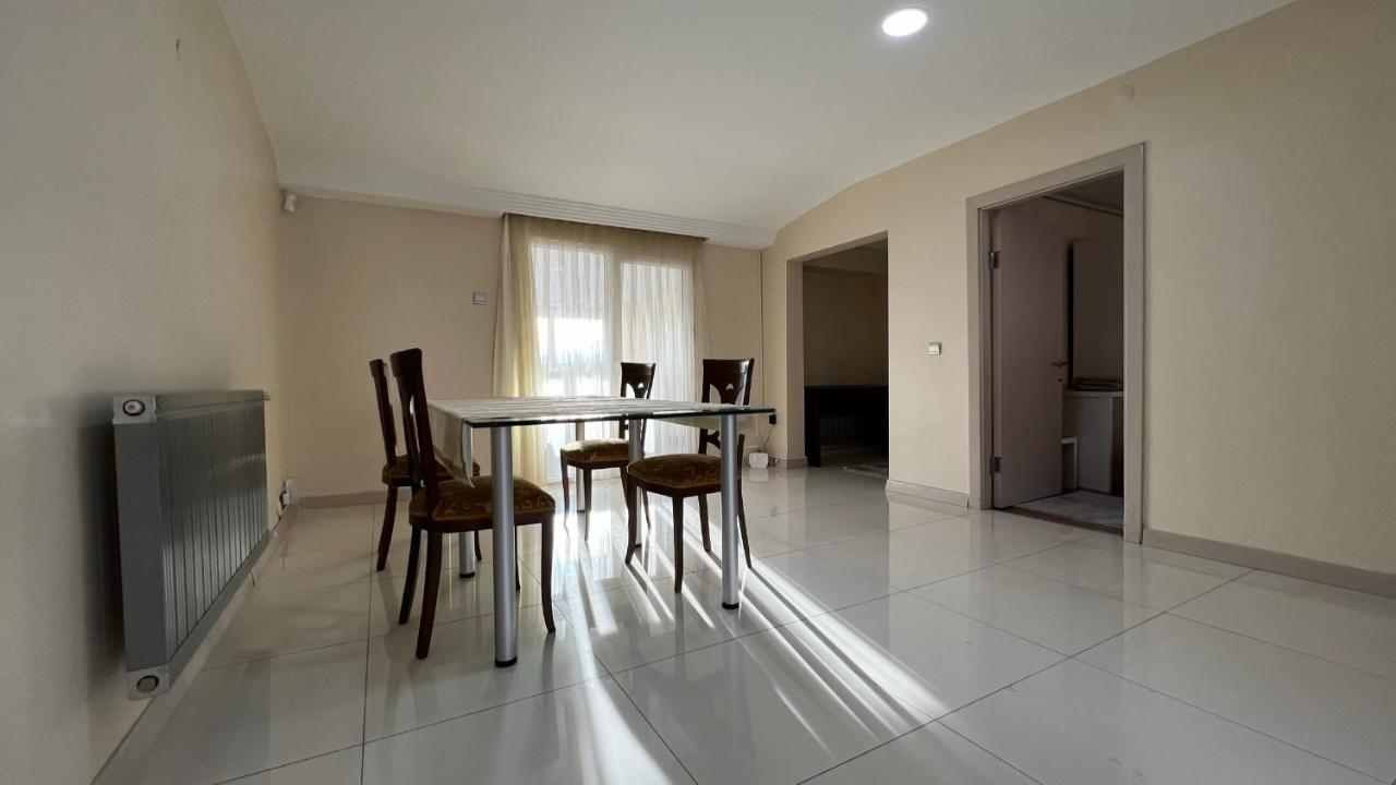 200 M2 Muhtesem Cati Kati, Roof Apartment Istanbul Exterior photo